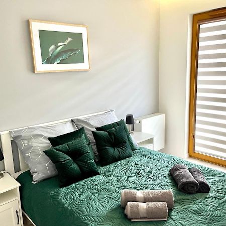 Modern Green Apartment Краков Экстерьер фото