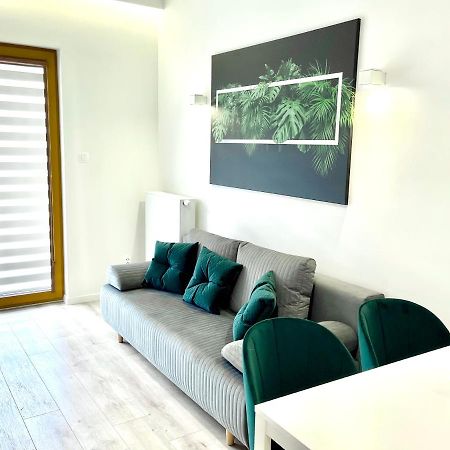 Modern Green Apartment Краков Экстерьер фото