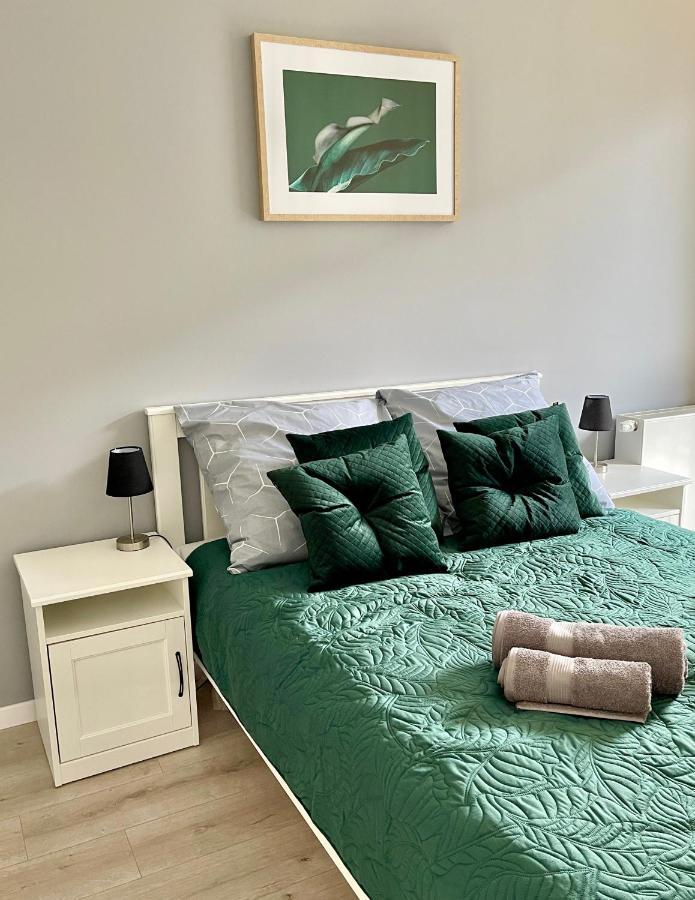 Modern Green Apartment Краков Экстерьер фото