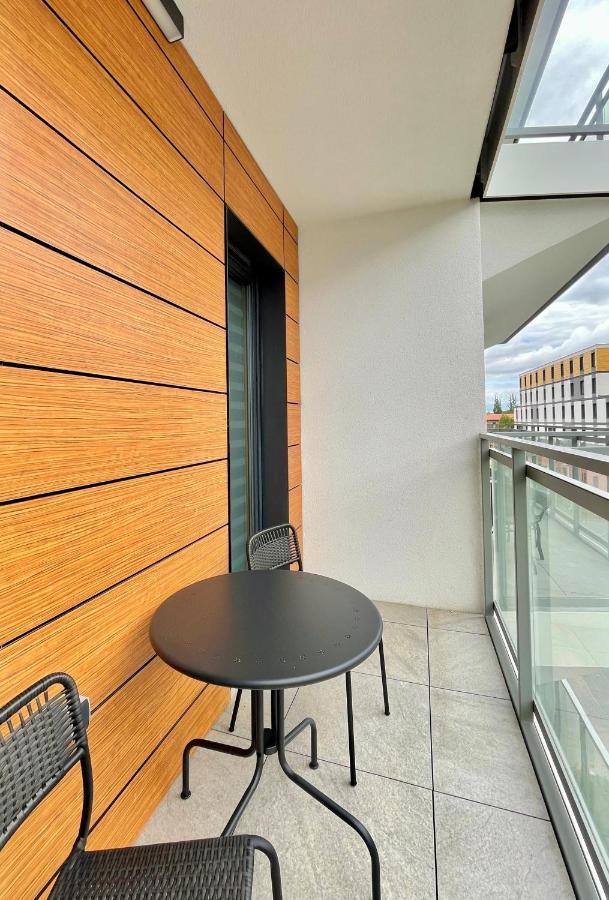 Modern Green Apartment Краков Экстерьер фото
